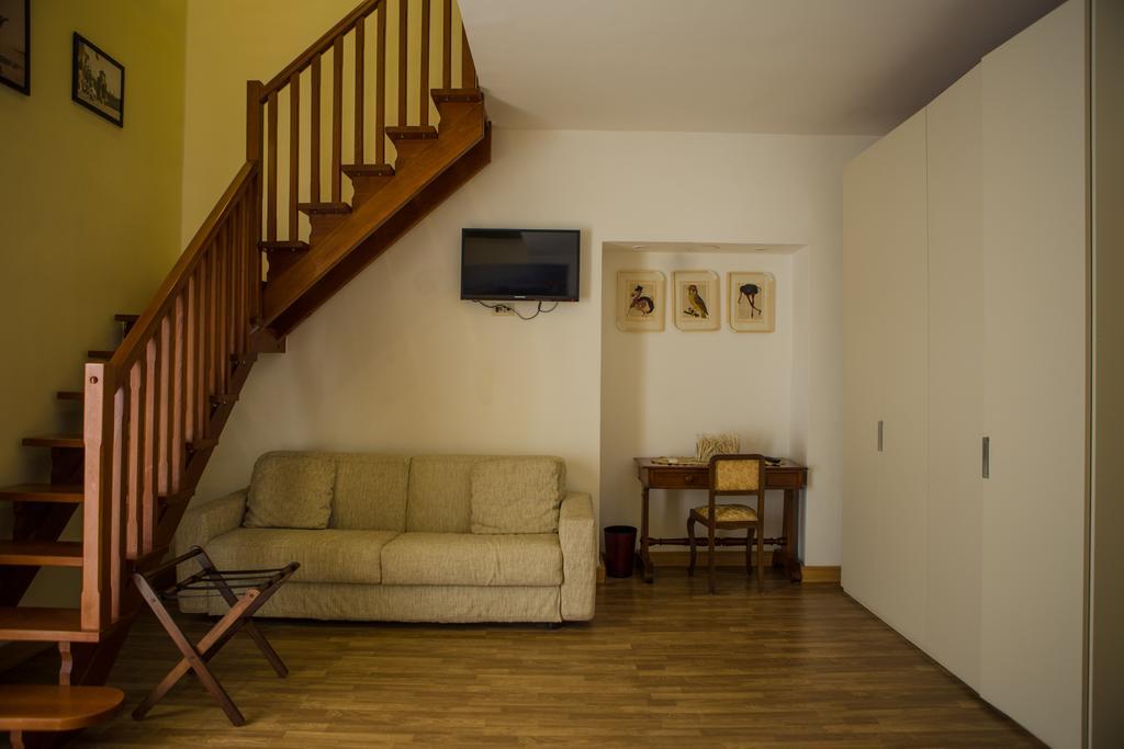 B&B Palazzo Ruffo Di Bagnara Napoli Esterno foto