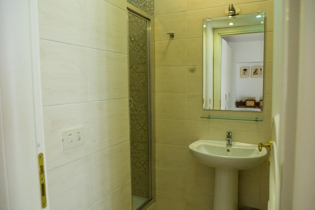 B&B Palazzo Ruffo Di Bagnara Napoli Esterno foto