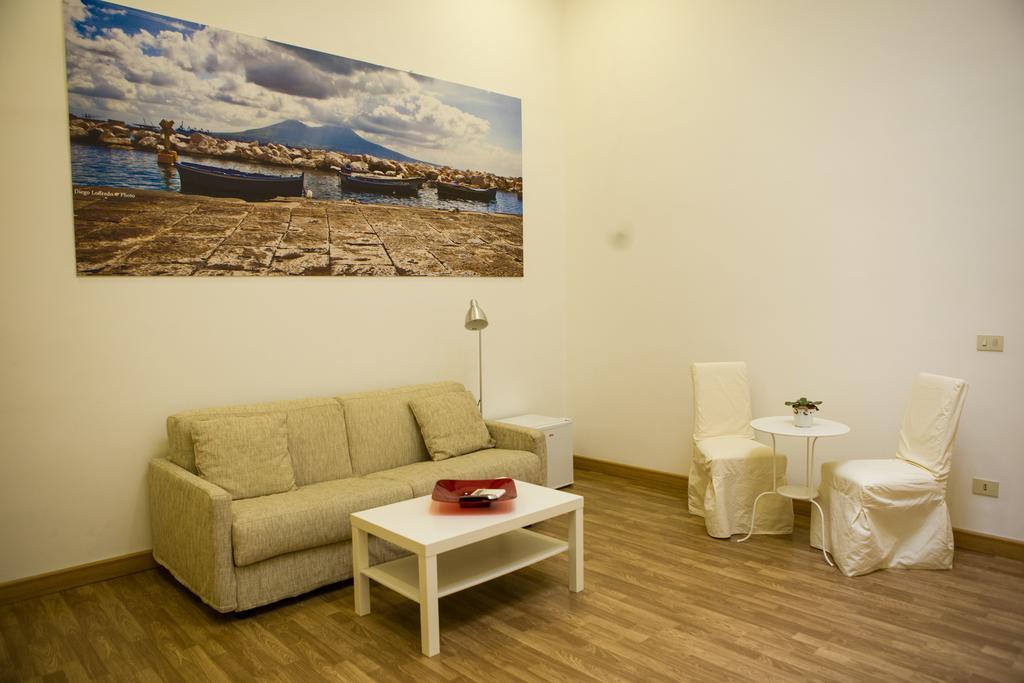 B&B Palazzo Ruffo Di Bagnara Napoli Esterno foto