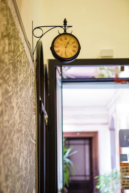 B&B Palazzo Ruffo Di Bagnara Napoli Esterno foto