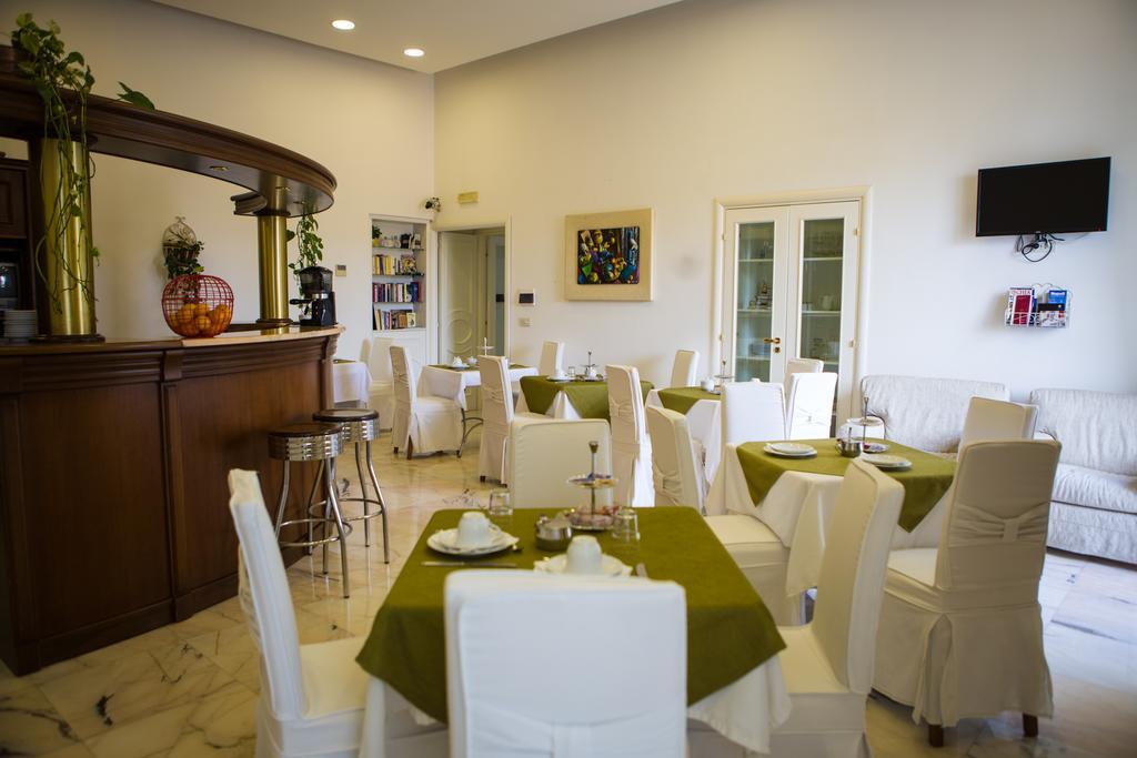 B&B Palazzo Ruffo Di Bagnara Napoli Esterno foto